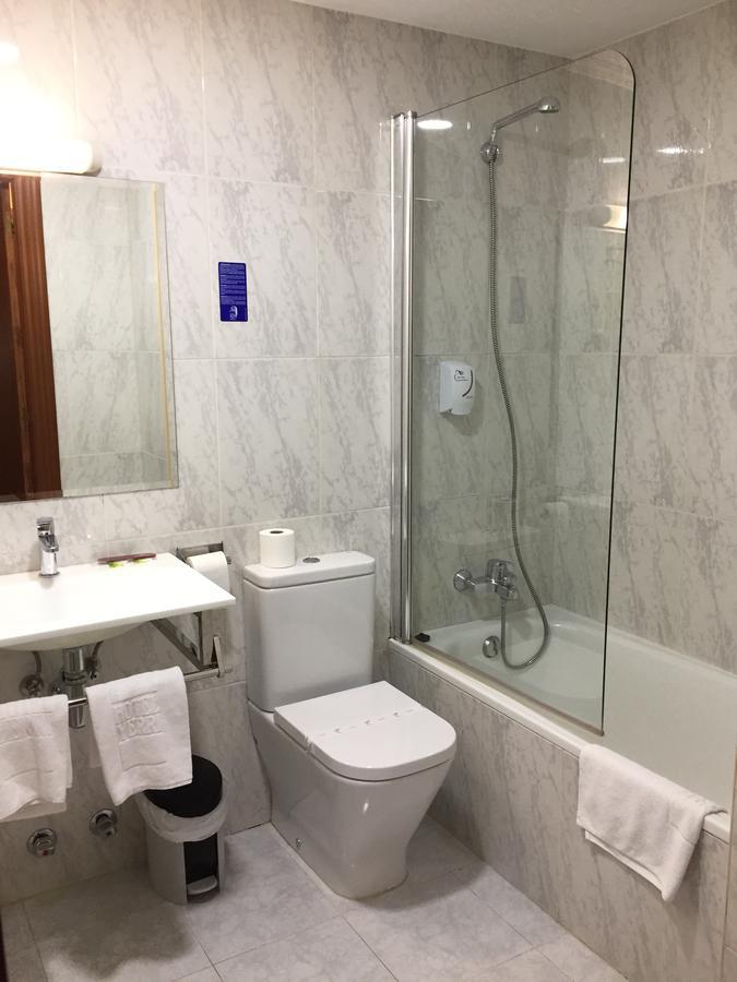 Hotel Yerri เอสเตลลา ภายนอก รูปภาพ
